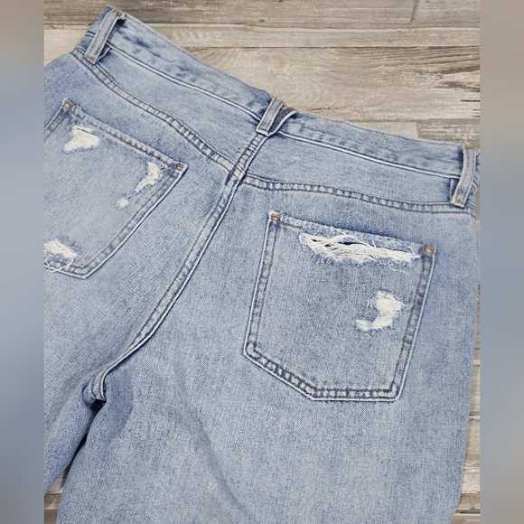 Free People "We the Free" Distressed High-Rise Denim Shorts - Picture 12 of 16